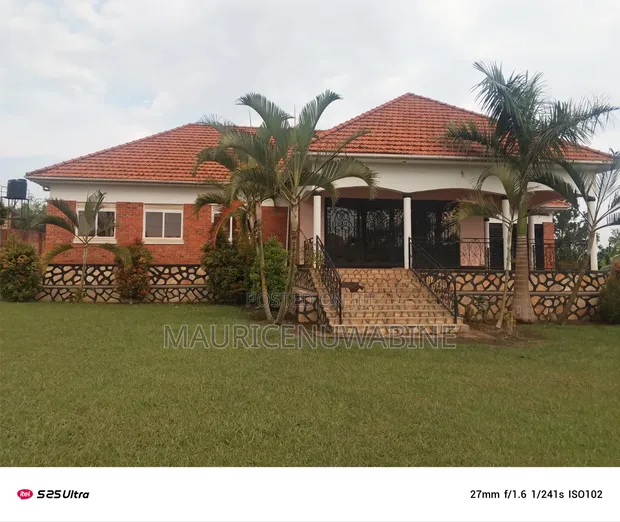 Furnished 4-Bedroom Mansion in Kakiri Town for Sale - 1