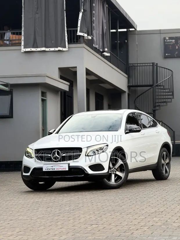 Mercedes-Benz GLC250 4MATIC Coupe 2017 - 1