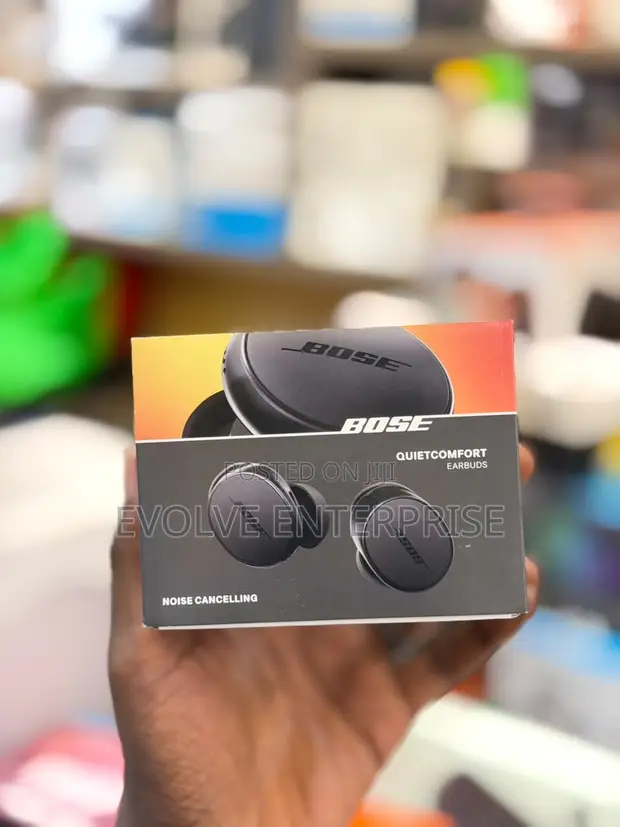 Bose QuietComfort Earbuds - Black - 1