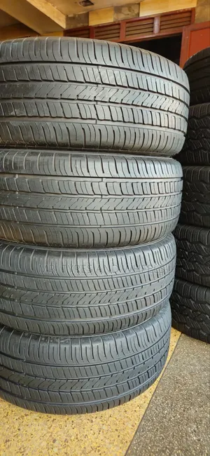 265/55 R19 Dunlop Grand Trek Tyres for 19-Inch Rims