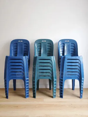 Weatherproof Armless Eco-Friendly Plastic Chairs