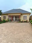 4 Bedroom Bungalow for Sale in Ssisa - 1
