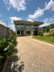 5-Bedroom Villa for Sale in Kira - 2