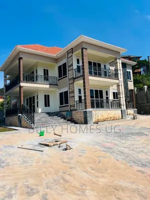 6-Bedroom Mansion for Sale in Ssisa