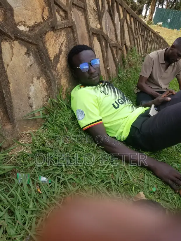 Part-time Weekend CV - Okello - 1