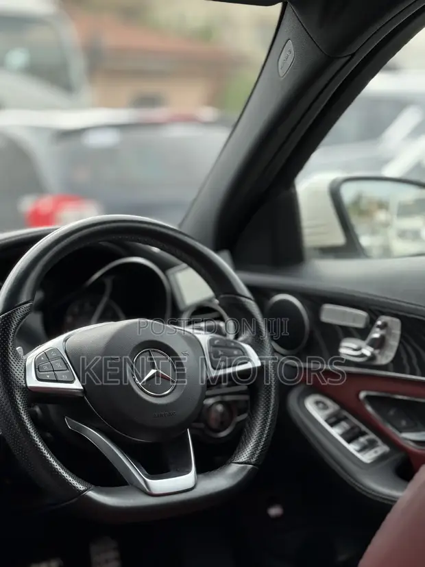 Mercedes-Benz C200 2017 White - 1