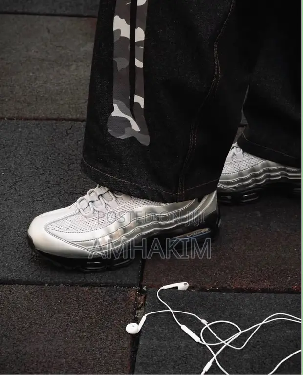 Nike Air Max 95 Big Bubble SE Total 90 Sneakers - 1