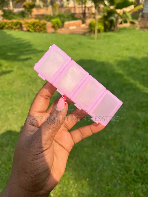 Quadro 4-in-1 Pill Case Organizer - Pink - 1