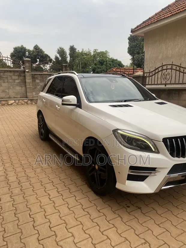 Mercedes-Benz ML 350 Bluetec 2013 for Hire - 1