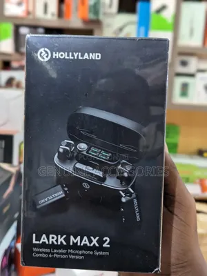Hollyland Lark Max 2 Combo - 4 Person Wireless Lavalier Mic