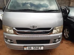 Toyota HiAce 2010 - Foreign Used