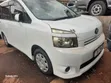 Toyota Voxy 2012 White - 2