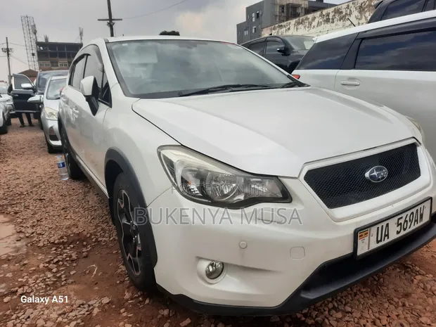 Subaru XV 2015 White - 1
