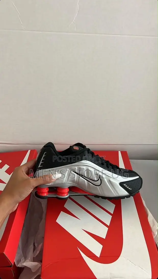 Nike Shox R4 Sneakers - Black/Silver/Red - 1
