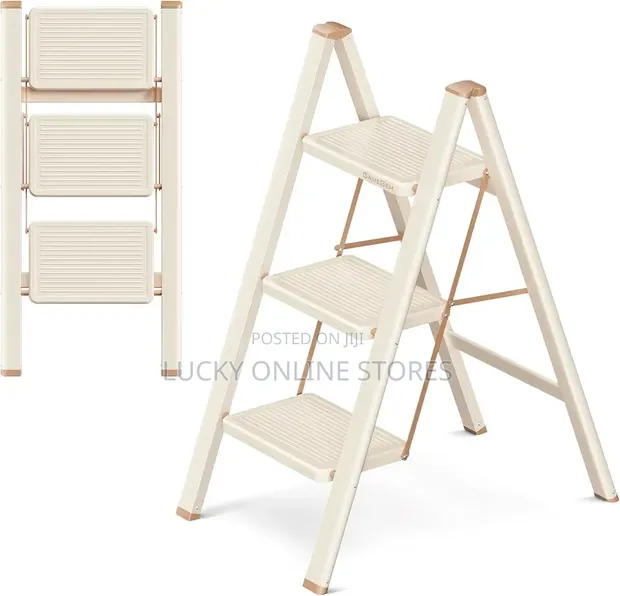 Anti-Slip Foldable 3-Step Ladder - 1