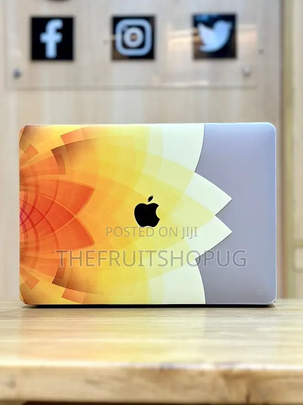 2020 MacBook Pro 13" Hard Shell Case - 1