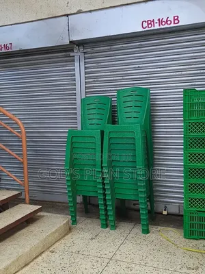 Emerald Evergreen Plastic Chairs