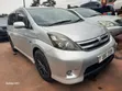 Toyota Isis 2009 Silver - 5