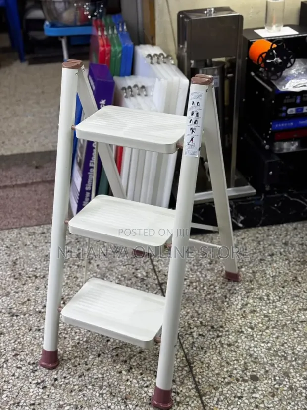 Ace 3-Step Steel Ladder with Anti-Slip Pedals - 1
