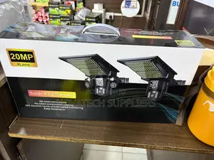 Solar Powered 20MP PTZ Camera - 4 Lens Security System