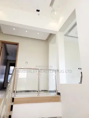 5 Bedroom House for Sale in Bwebajja, Akright City