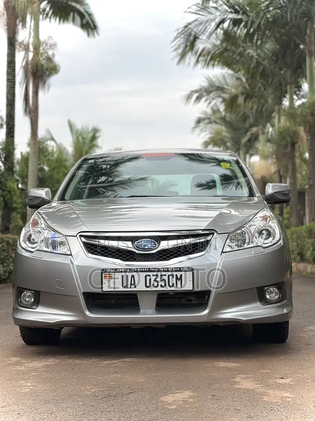 Subaru Legacy BM9 2012 Silver - 1