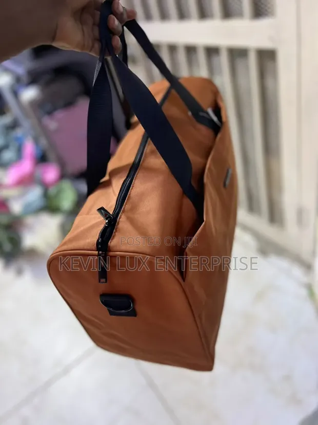 Medium Size Hand Bag for Travel & Gym - 1
