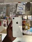 Apple iPhone XR 64GB White - 2