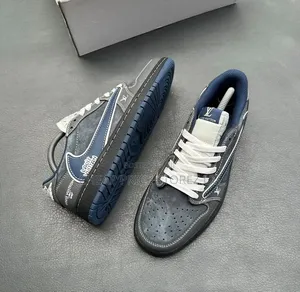Travis Scott x Air Jordan 1 Low Louis Vuitton