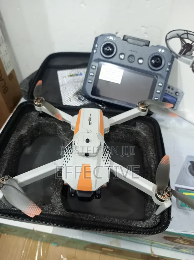 R06 Foldable HD Camera Drone - 1