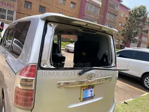 Toyota Noah 2008 Back Glass