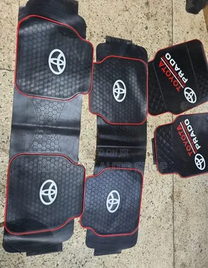 Landcruiser Prado 7 Seater Car Floor Mats/Carpets