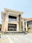 5 Bedroom Villa for Sale in Ssisa - 2