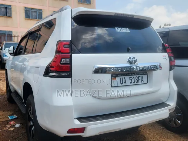 Toyota Land Cruiser Prado 2019 - 1