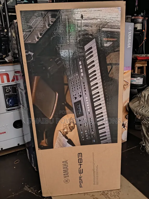 Yamaha PRS-E483 Portable Keyboard - 1