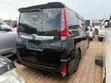 Toyota Noah 2015 - 1