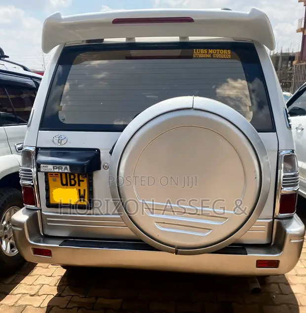 Toyota Land Cruiser Prado 3.0 D-4D 2002 White - 1