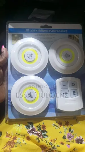 LED Puck Lights with Remote (3pcs)