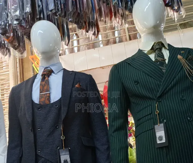 Elegant High-End Three-Piece Suit - 1