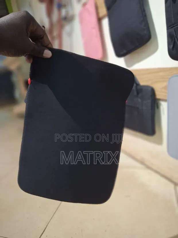 Protective Laptop & Tablet Sleeve Bag - 1