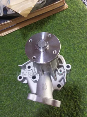 Mitsubishi L200 Water Pump for 4D56 Engine