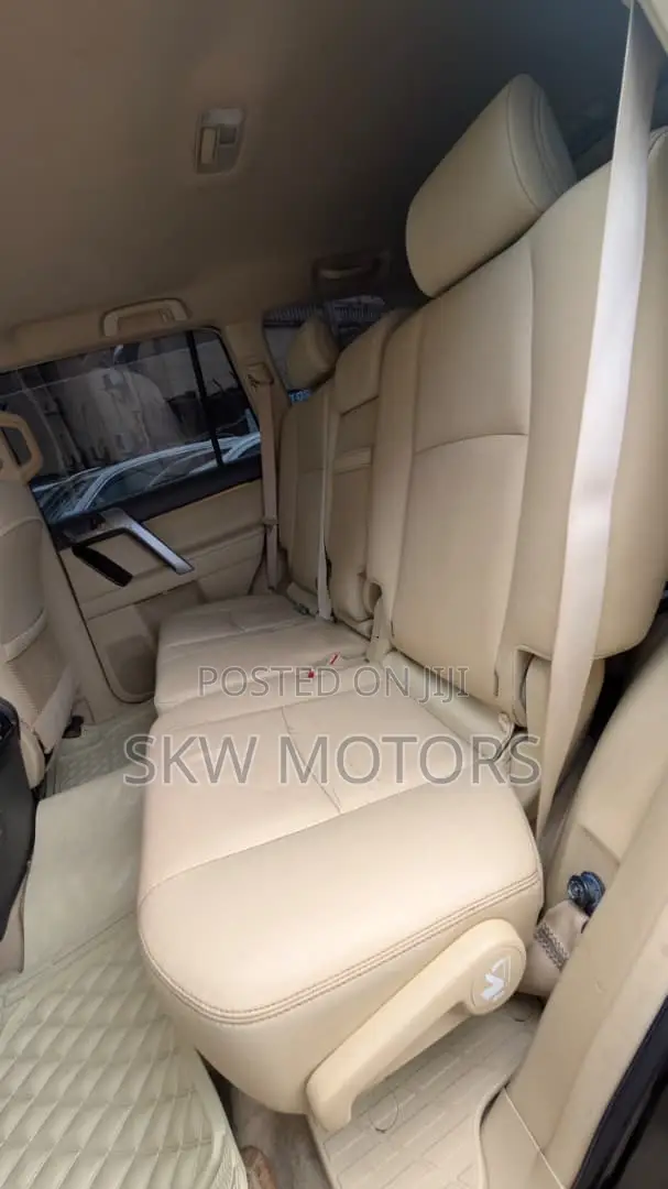 Toyota Land Cruiser Prado TX 2015 Black - 1
