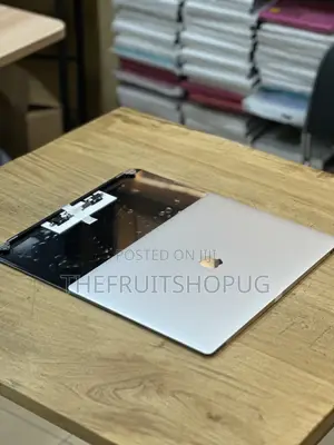 MacBook Pro 16-inch M3 Pro/Max A2991 Screen (2023)