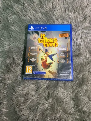It Takes Two PS4 Game Disc
