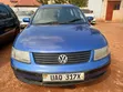 Volkswagen Passat 2004 Blue - 1