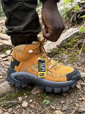 Original Caterpillar Rugged Outdoor Work Shoes - Mustard Yellow