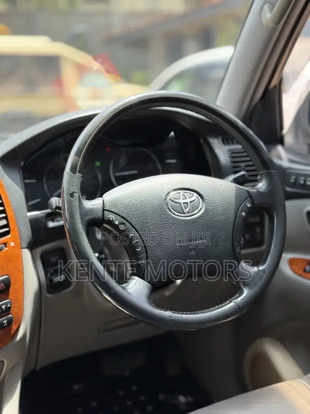 Toyota Land Cruiser 4.0 VVT-i Executive 2007 Maroon - 1