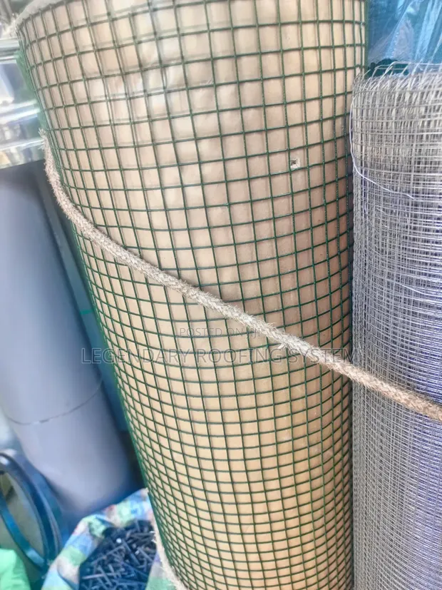 Chicken Mesh - Long Lasting Farm Fencing - 1