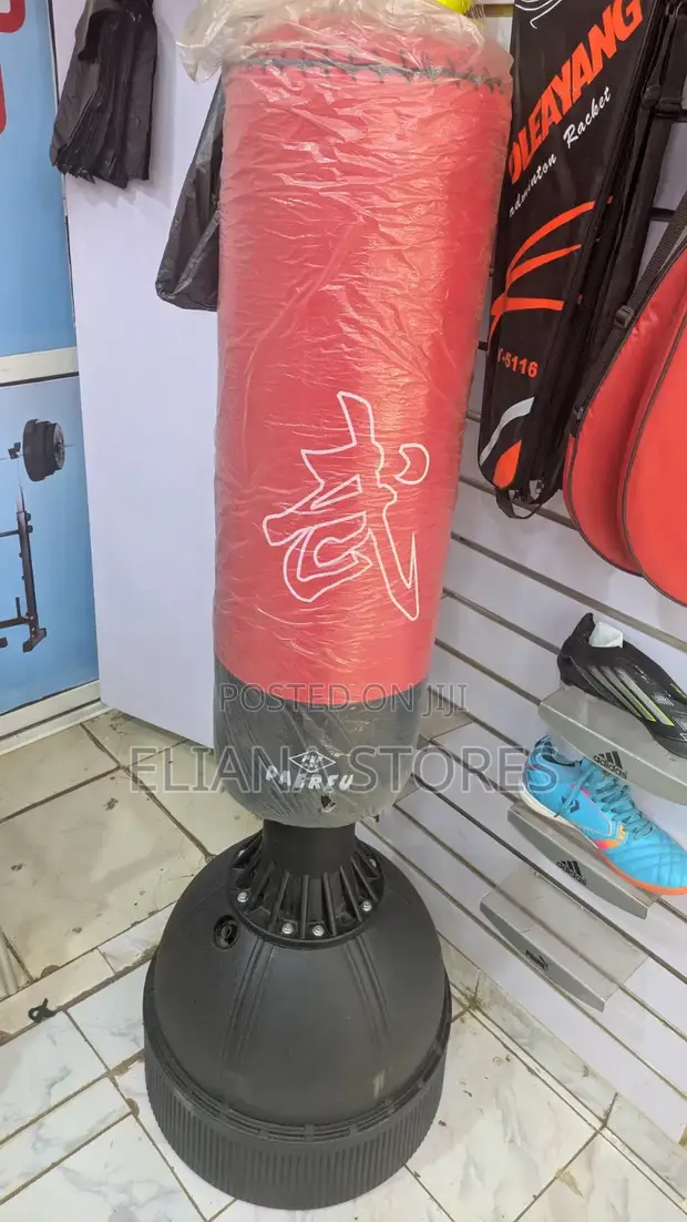 Paerfu Freestanding Vertical Punching and Kickboxing Bag - 1