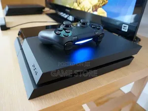 PS4 Standard Console with 12 Games & 2 Pads